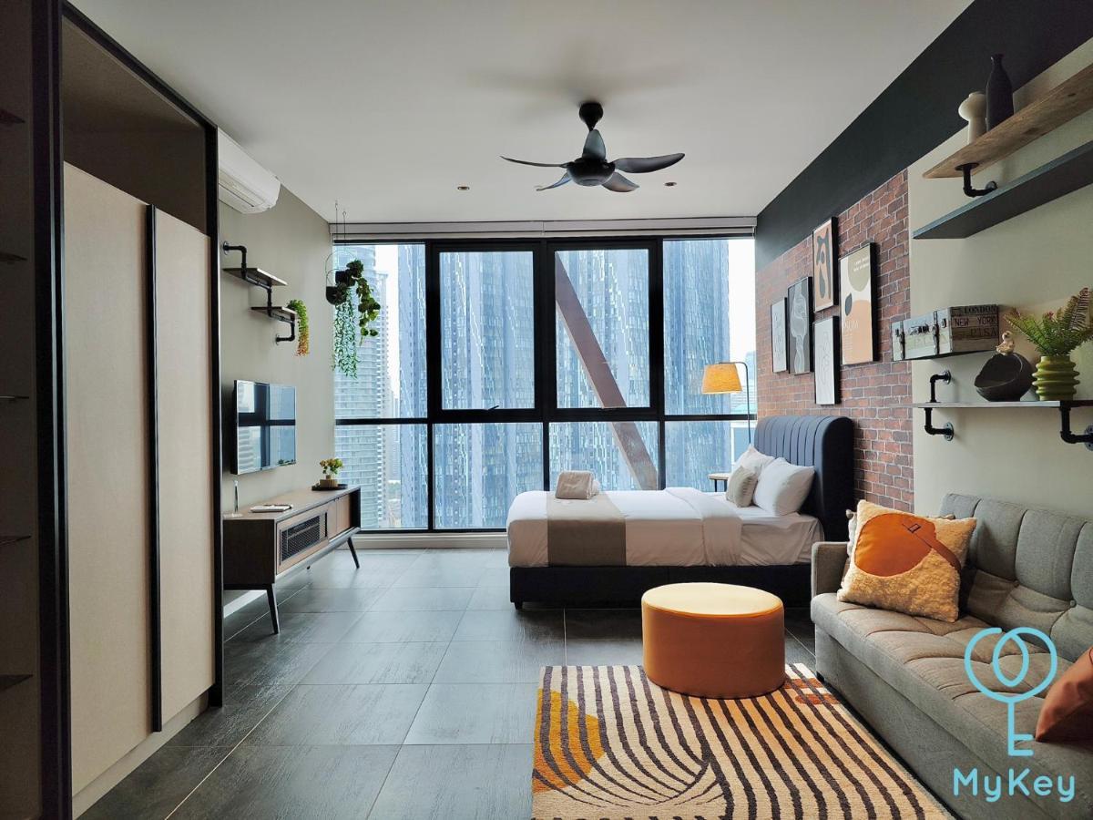 Scarletz Suites Klcc By Mykey Global Kuala Lumpur Esterno foto A studio apartment in Kuala Lumpur, Malaysia