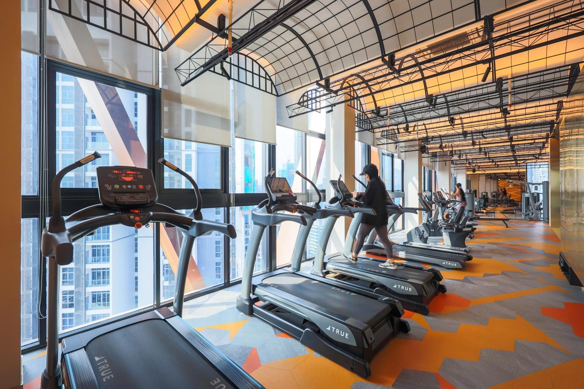 Scarletz Suites Klcc By Mykey Global Kuala Lumpur Esterno foto The gym at the 39th floor